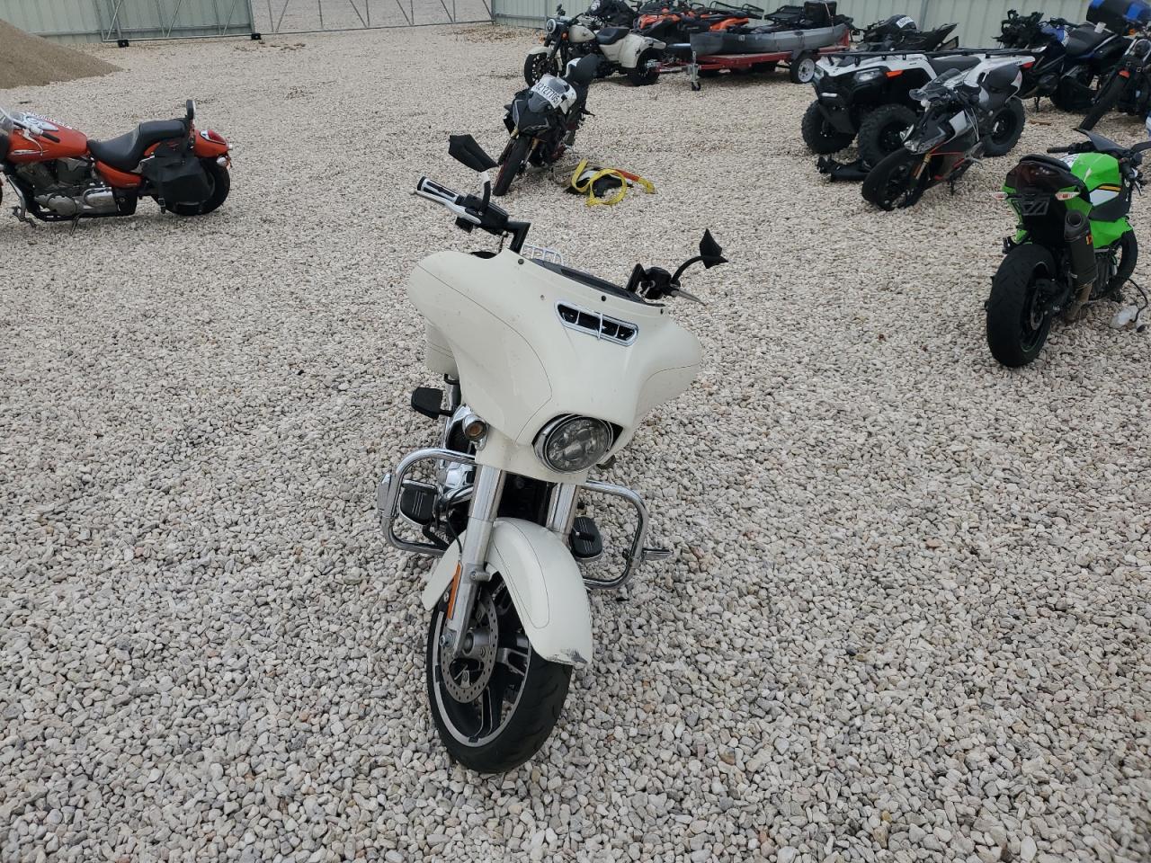 2014 Harley-Davidson Flhxs Street Glide Special - Image 5