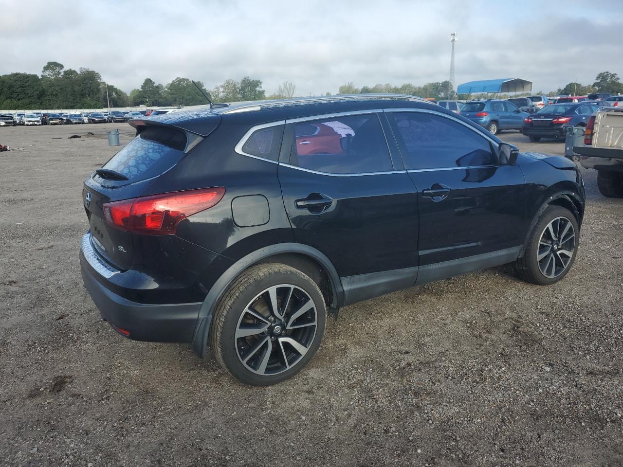 2018 Nissan Rogue Sport S - Фото 3