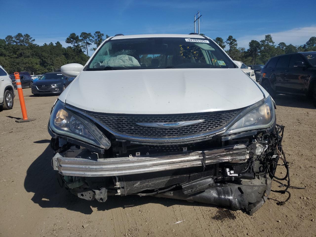 2018 Chrysler Pacifica Touring L - Image 5