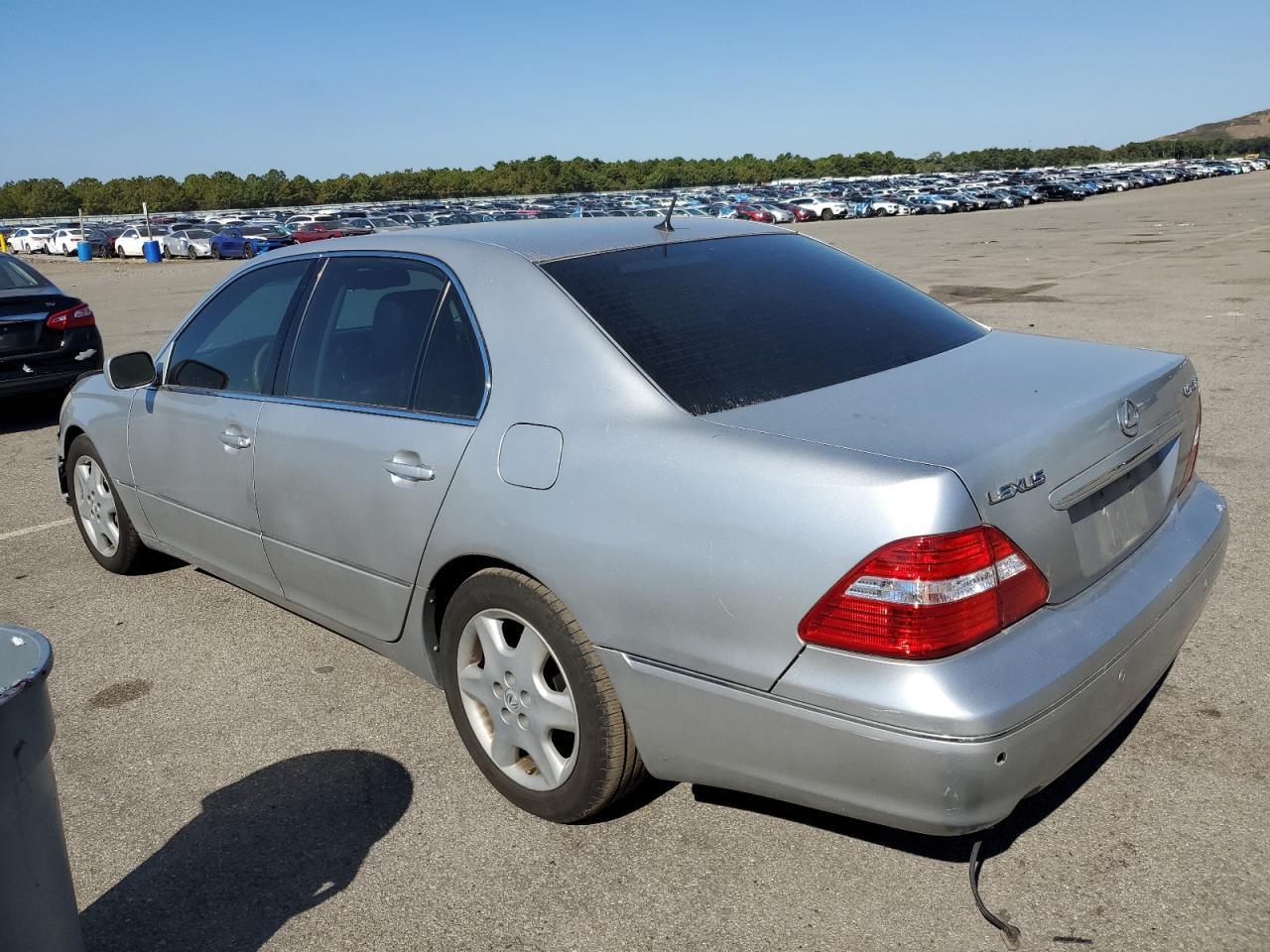 2004 Lexus Ls 430 - Image 2