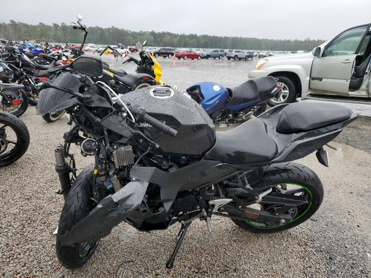 2022 Kawasaki Ex400 - Фото 3