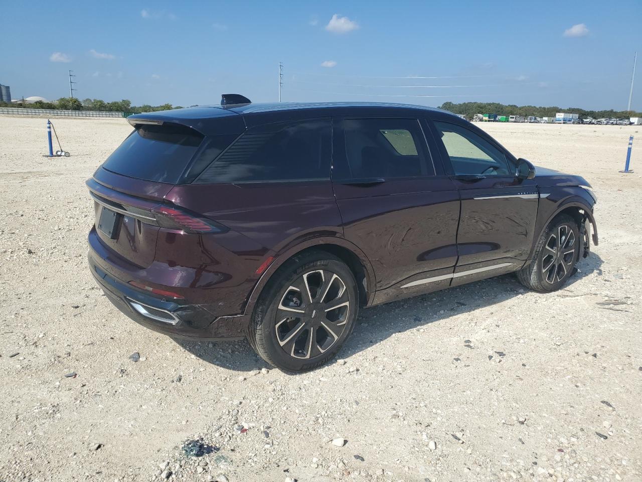 2024 Lincoln Nautilus Reserve - Фото 3