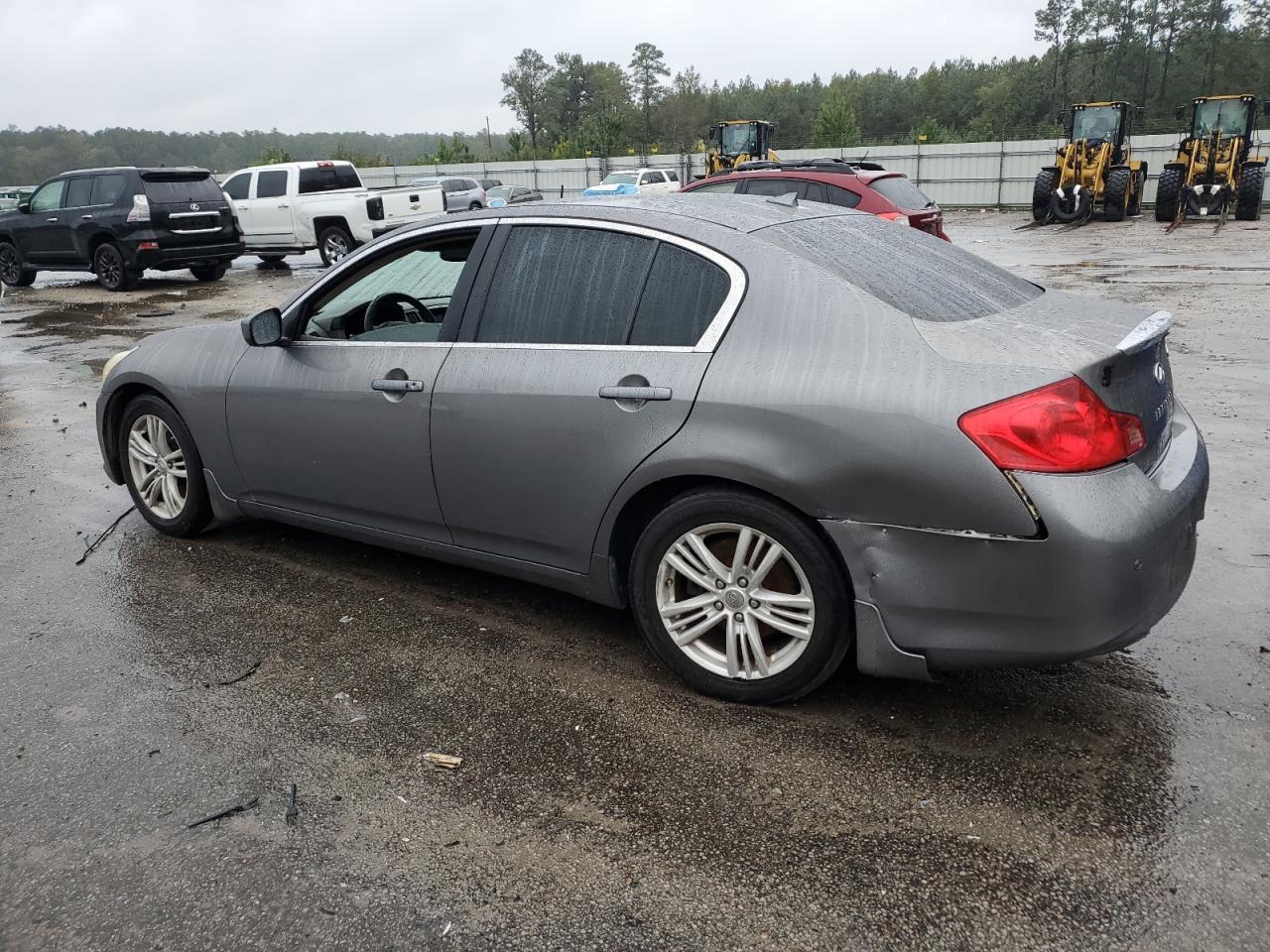 2013 Infiniti G37 - Image 2