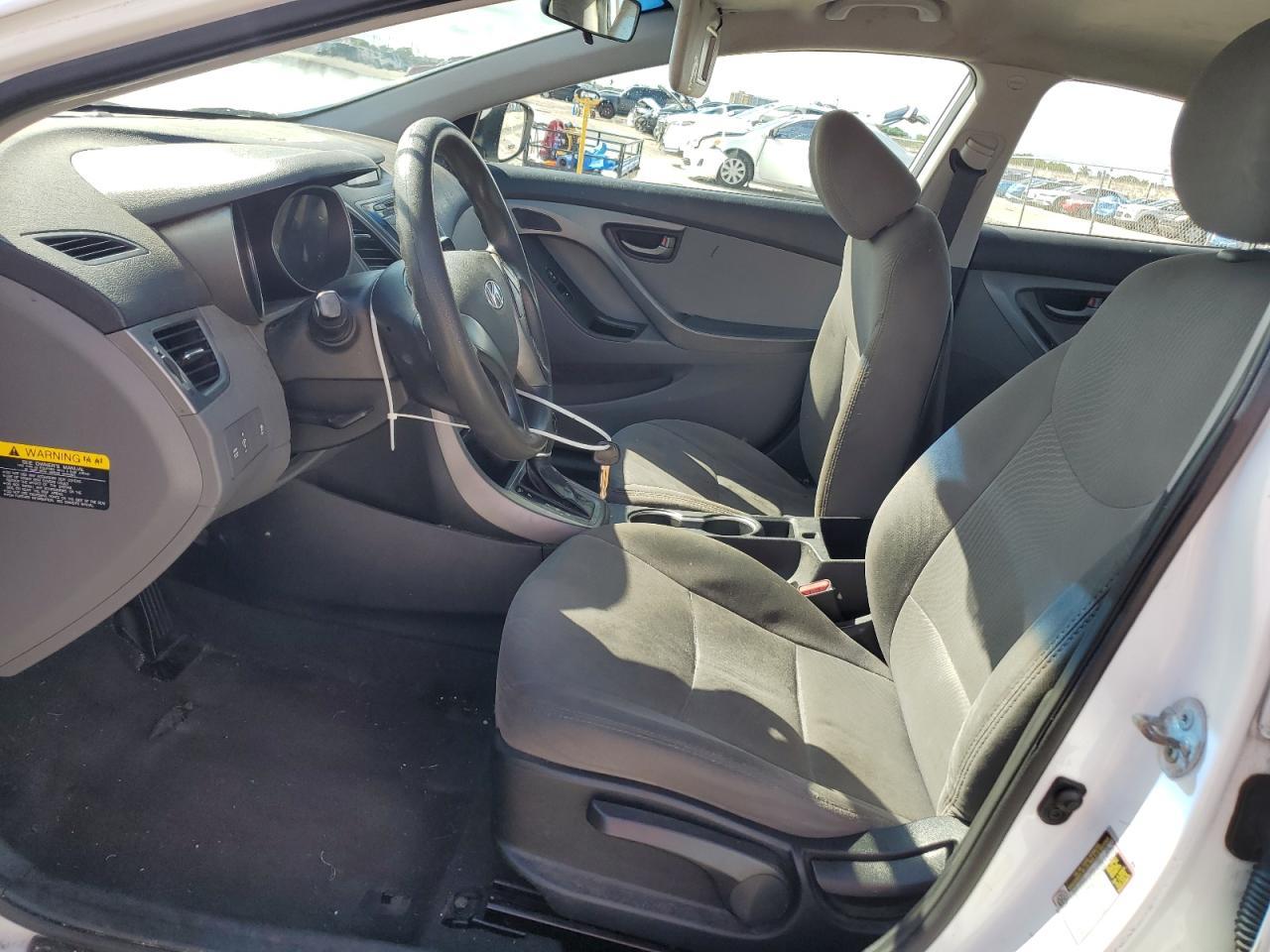 2015 Hyundai Elantra Se - Фото 7