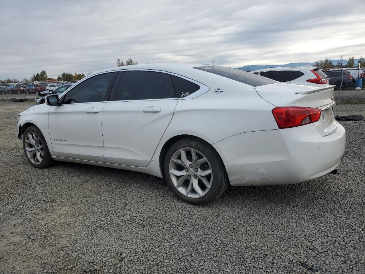 2015 Chevrolet Impala Lt - Image 2