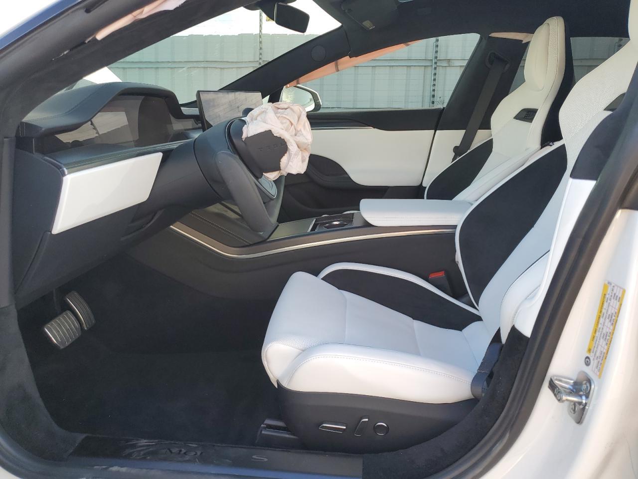 2026 Tesla Model S - Image 7