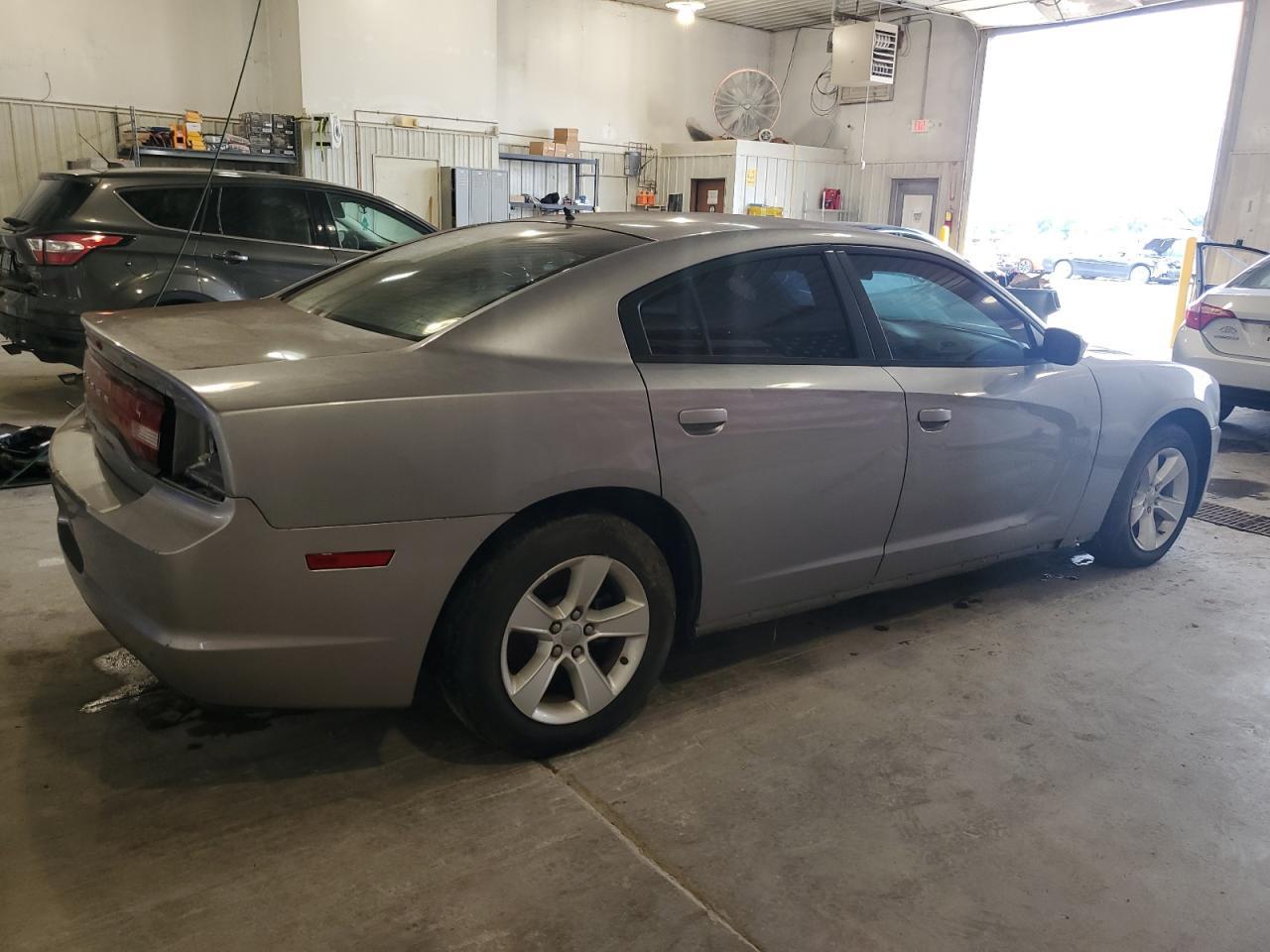 2013 Dodge Charger Se - Image 3