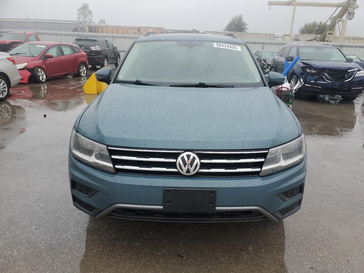 2020 Volkswagen Tiguan Se - Фото 5