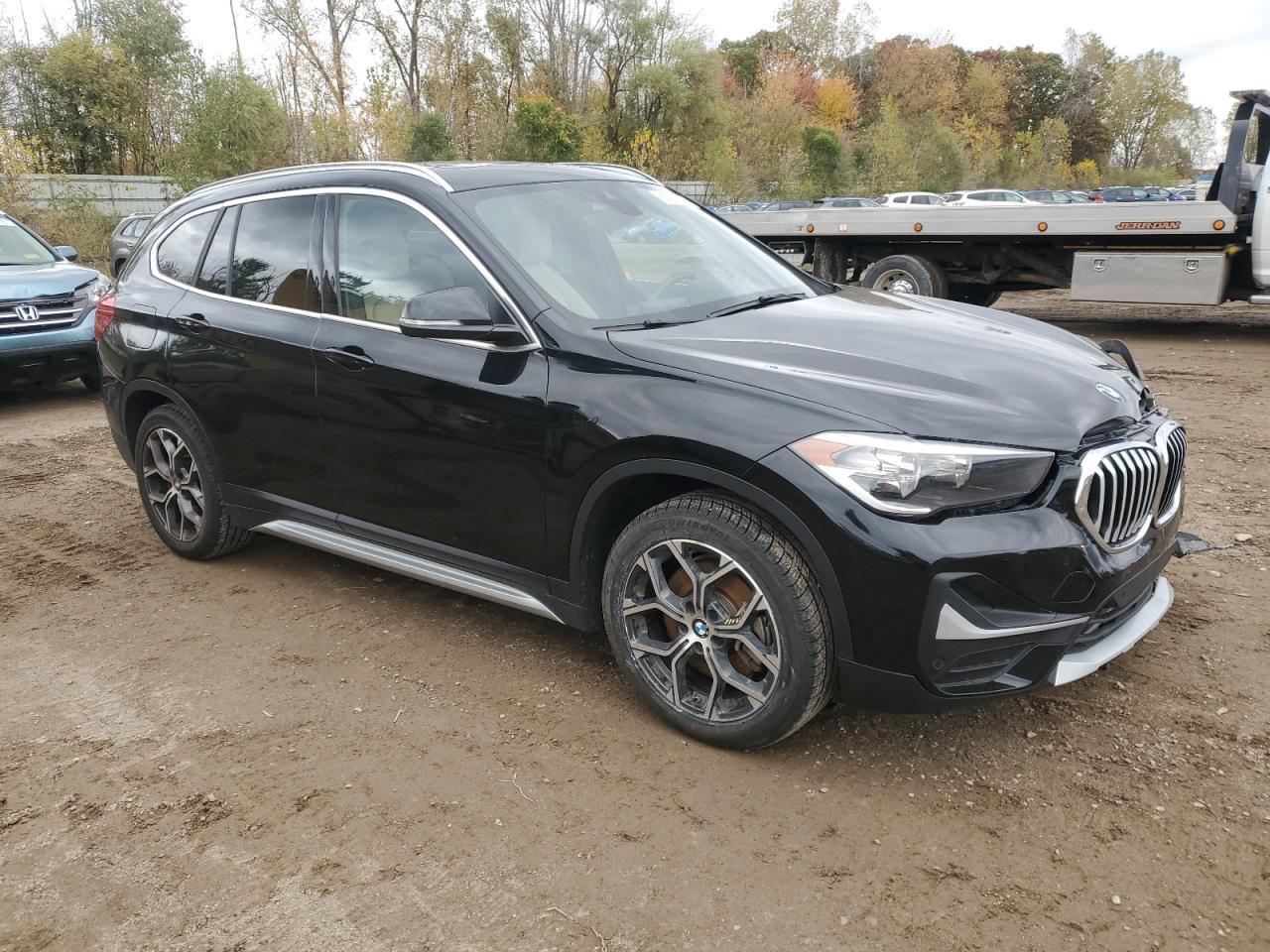 2021 BMW X1 xDrive28I - Фото 7