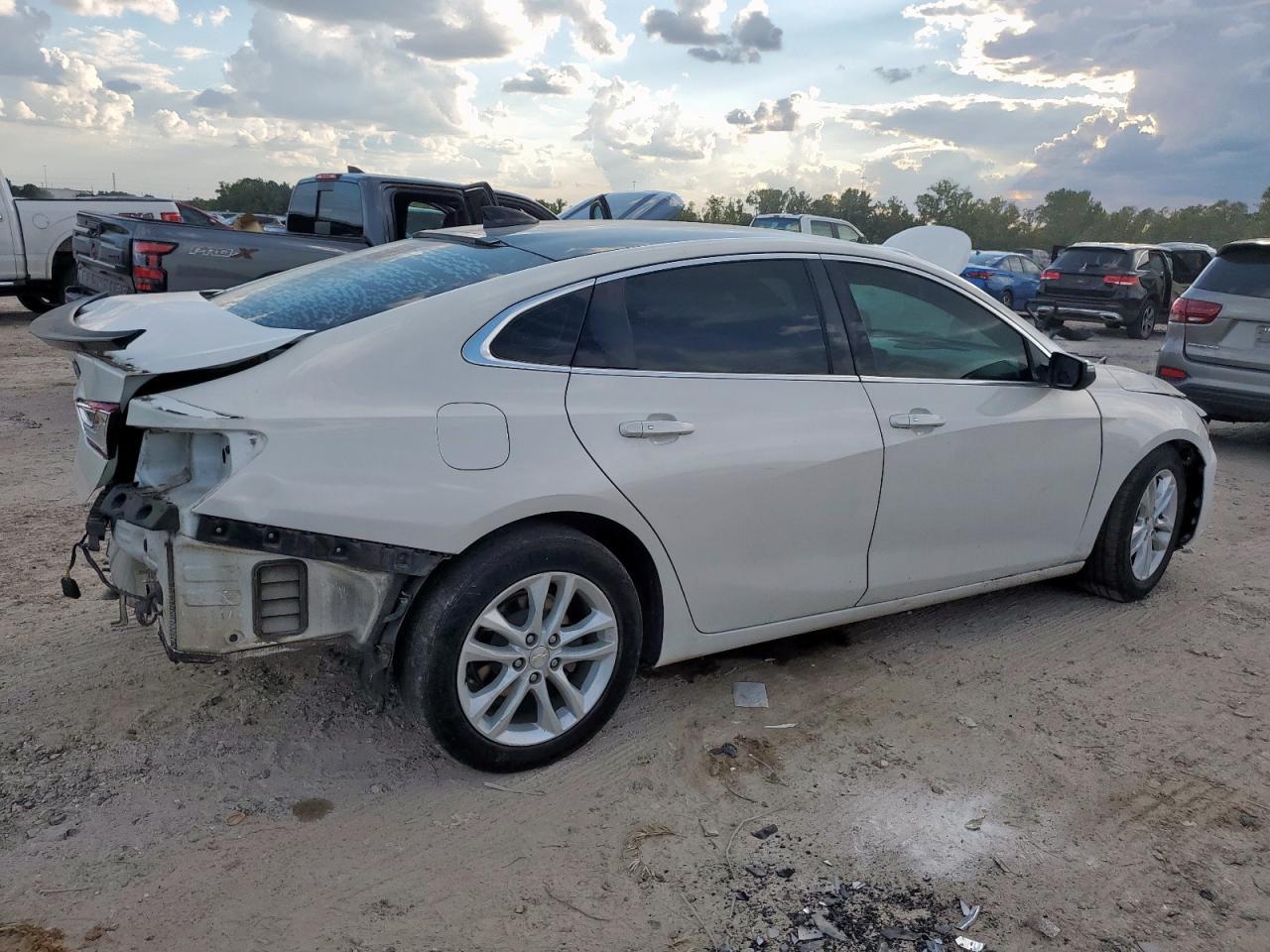 2016 Chevrolet Malibu Lt - Фото 3