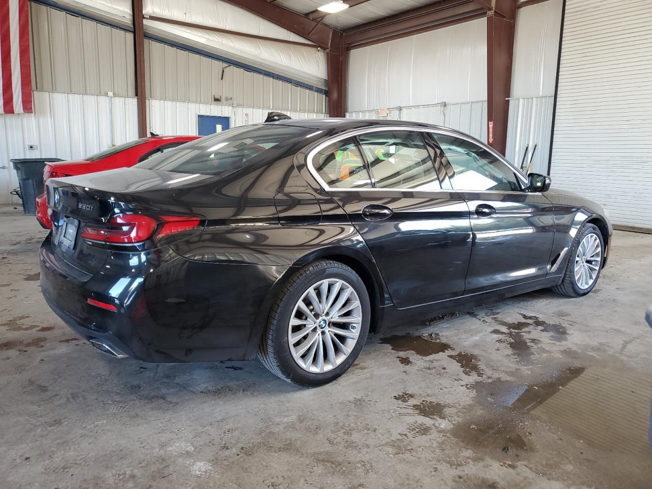 2023 BMW 530 Xi - Фото 3