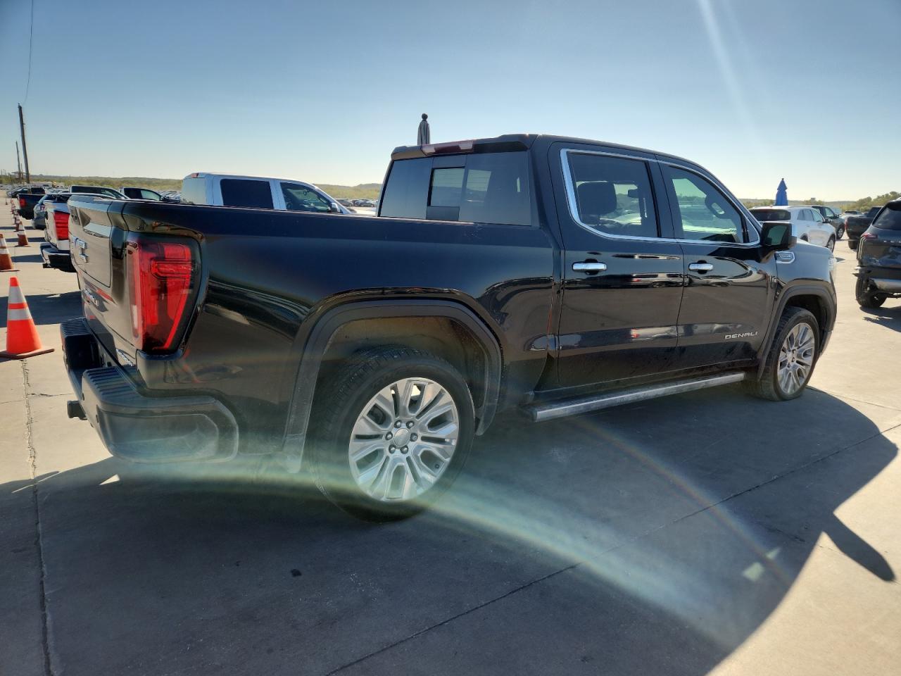 2022 GMC Sierra Limited K1500 Denali - Фото 3