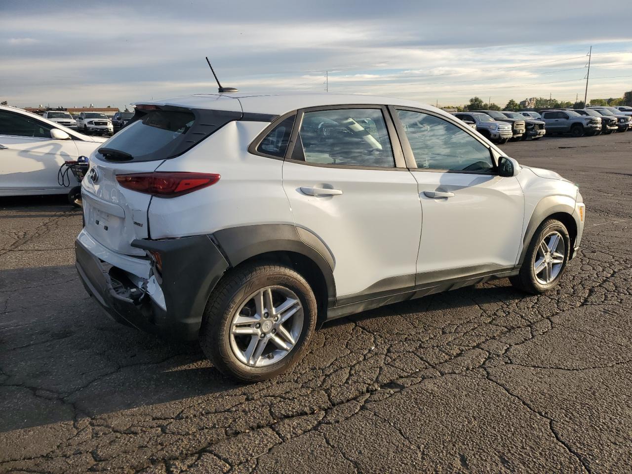 2020 Hyundai Kona Se - Фото 3