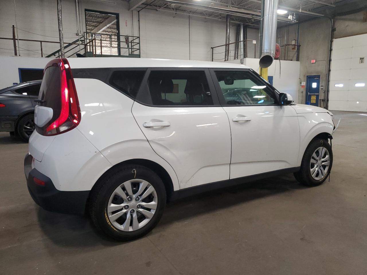 2022 Kia Soul Lx - Фото 3