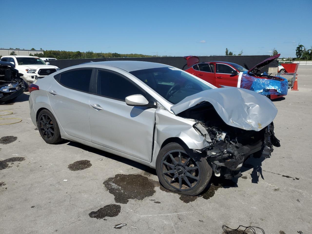 2016 Hyundai Elantra Se - Фото 4