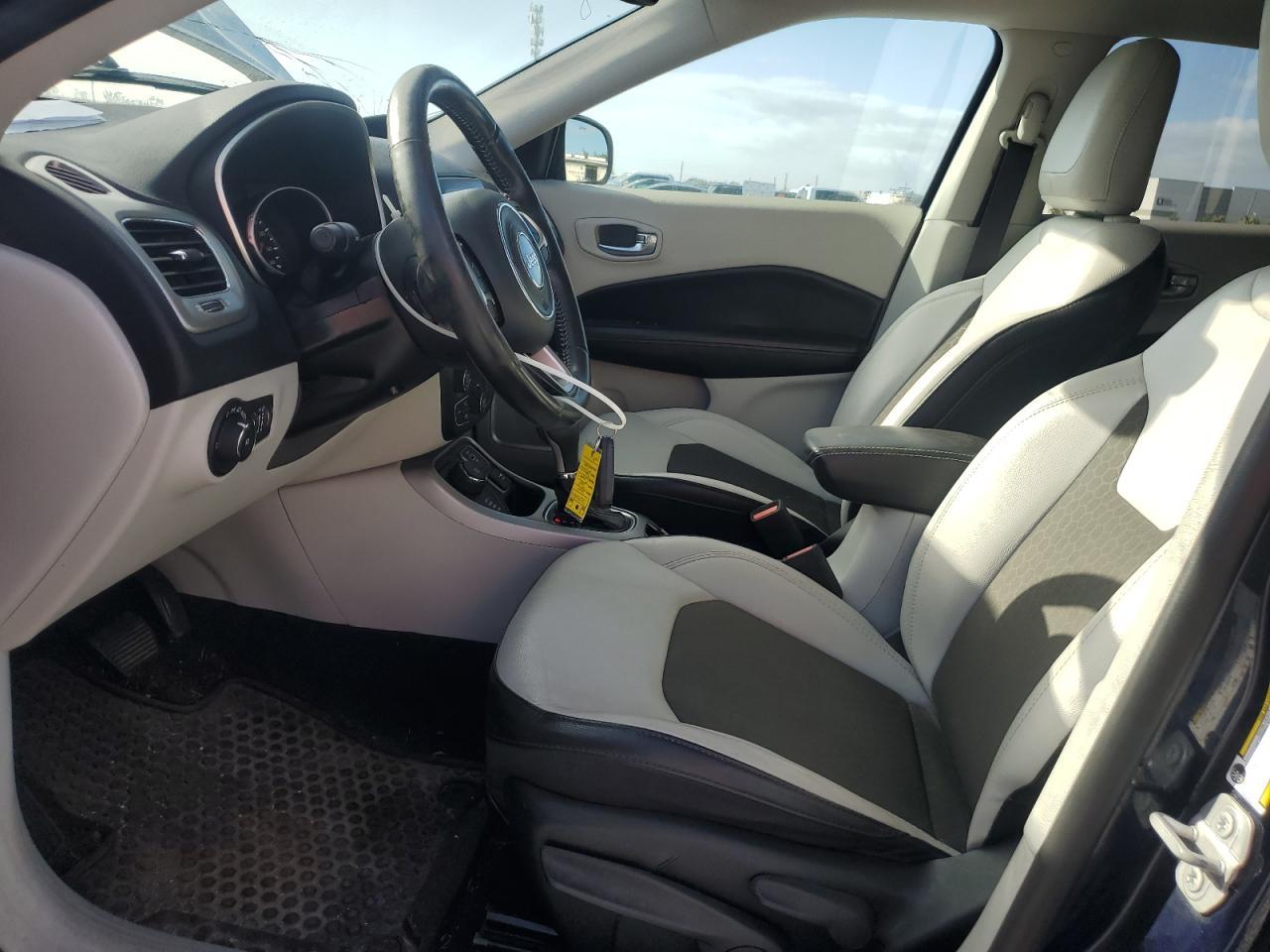 2020 Jeep Compass Latitude - Фото 7