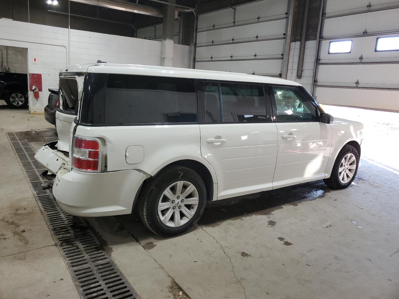 2011 Ford Flex Se - Image 3