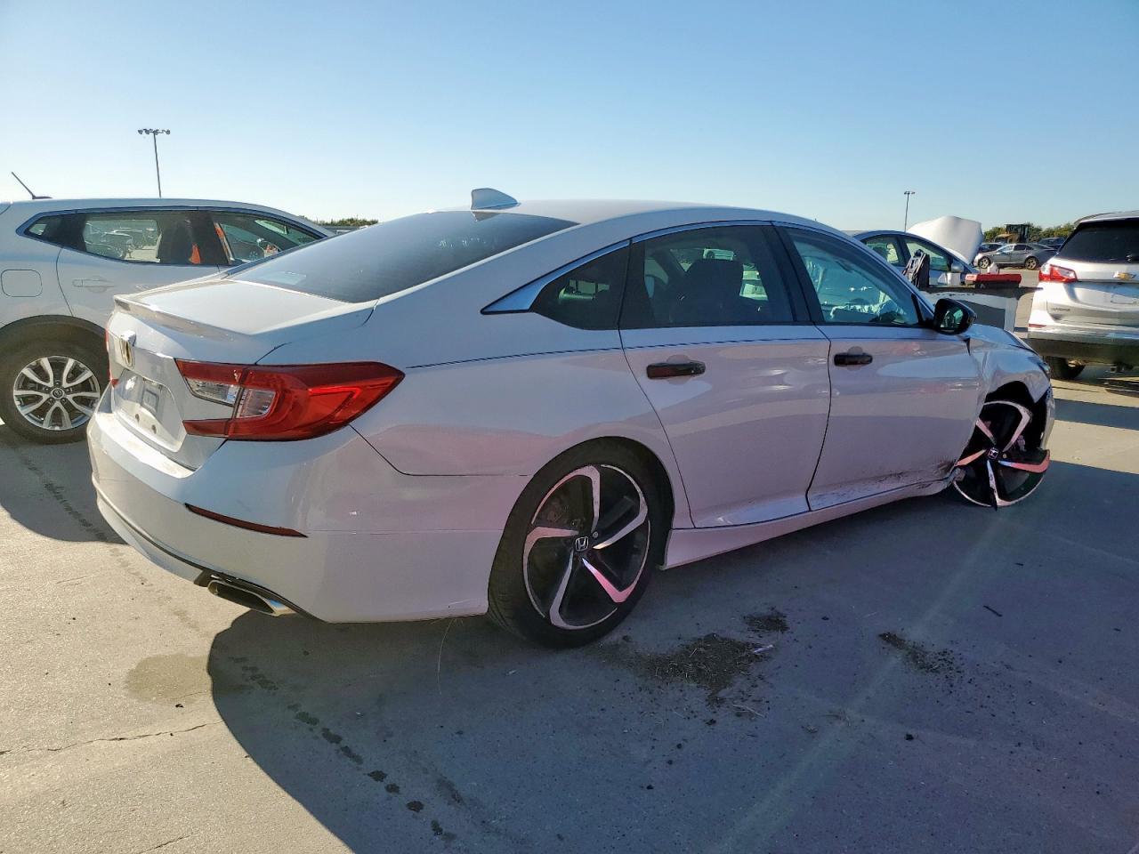 2019 Honda Accord Sport - Фото 3