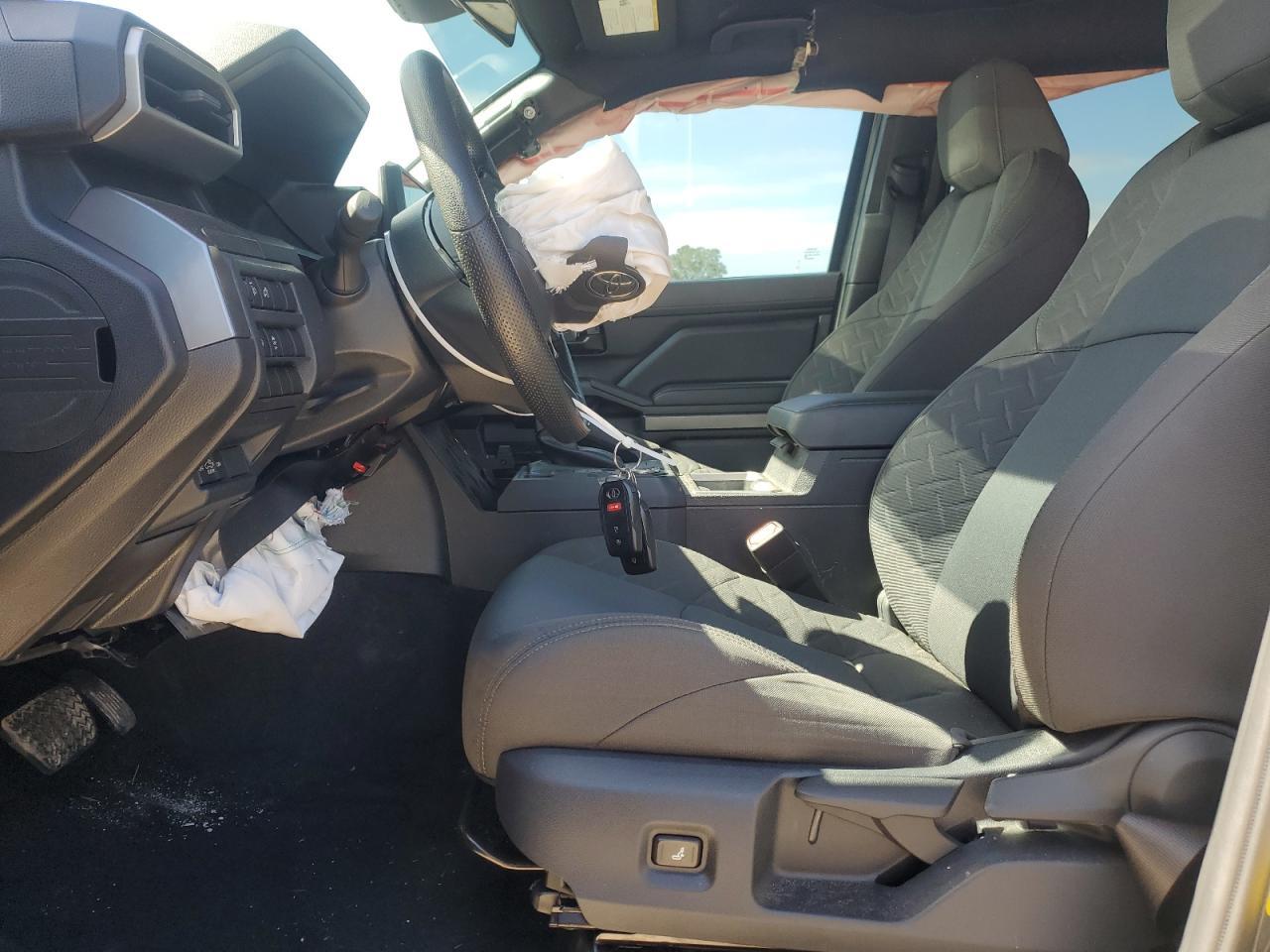 2025 Toyota Tacoma Double Cab - Image 7