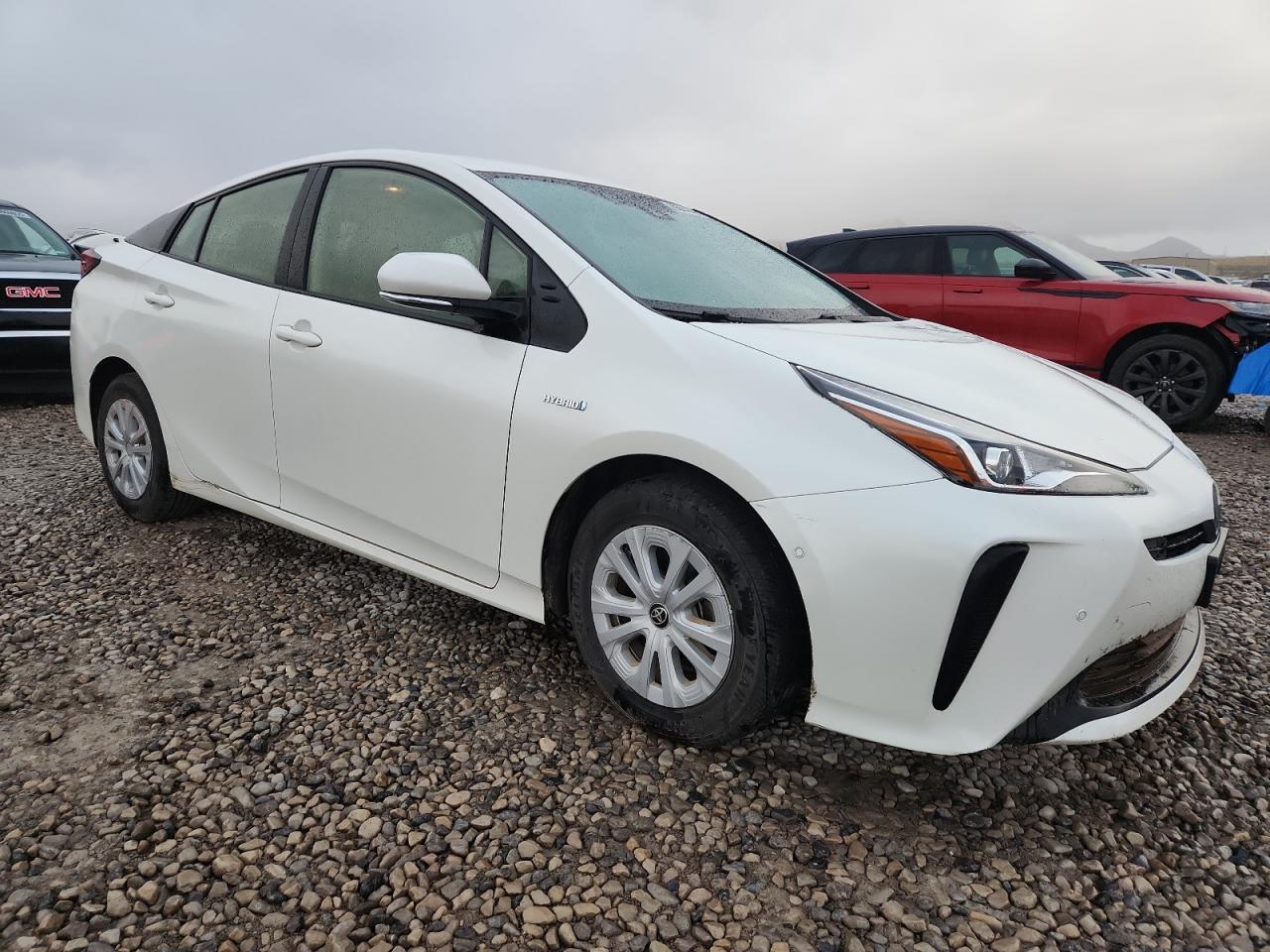 2020 Toyota Prius L - Фото 4