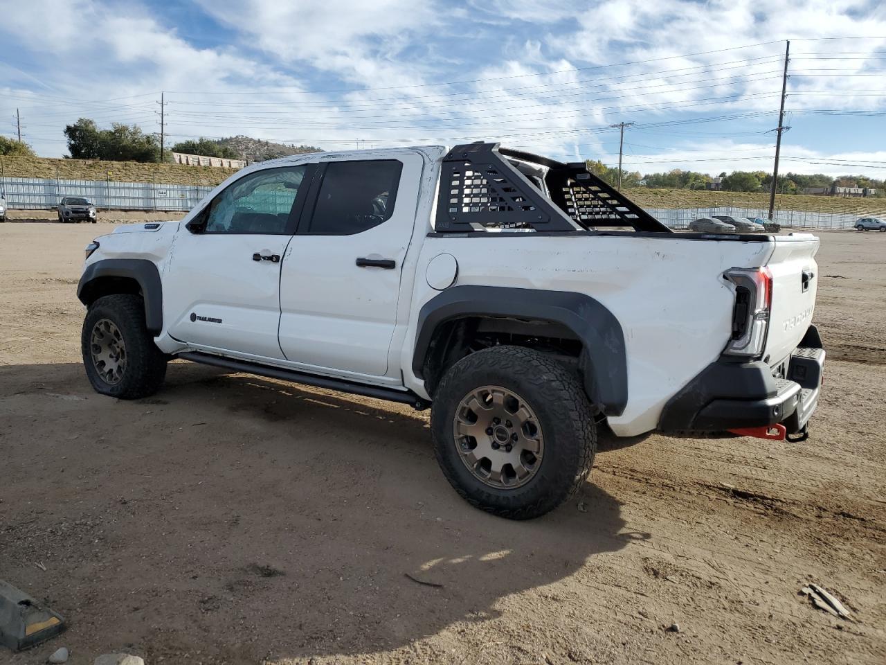 2025 Toyota Tacoma Double Cab - Фото 2