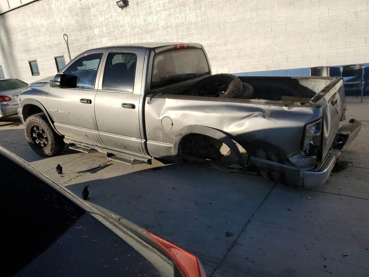 2005 Dodge Ram 2500 - Фото 2