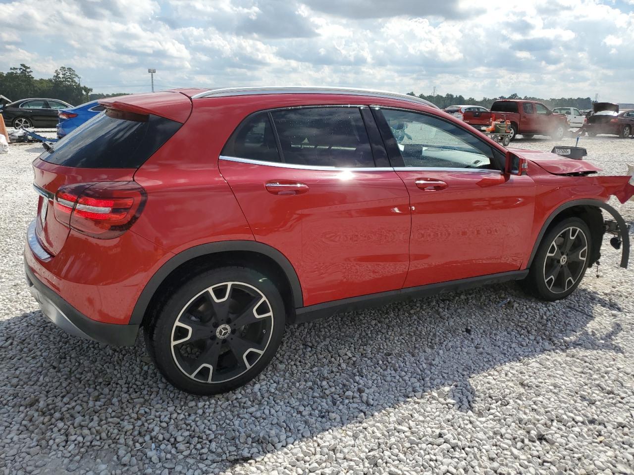2019 Mercedes-Benz Gla 250 - Image 3