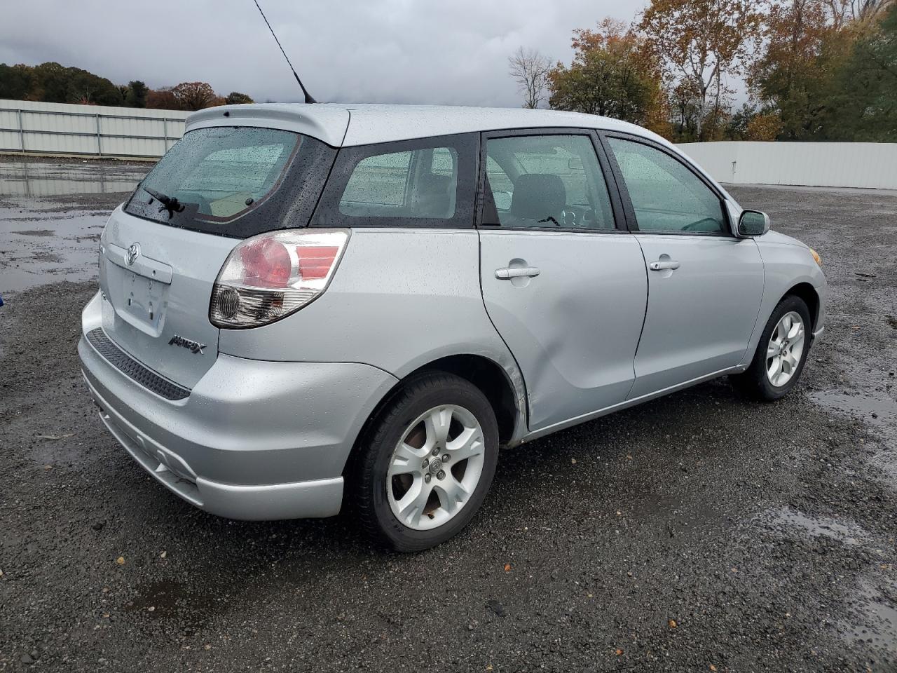2005 Toyota Corolla Matrix - Фото 3