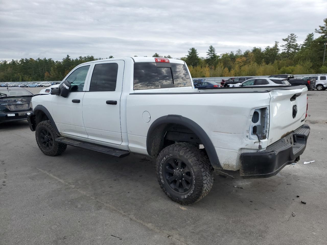 2024 Ram 2500 Tradesman - Фото 2