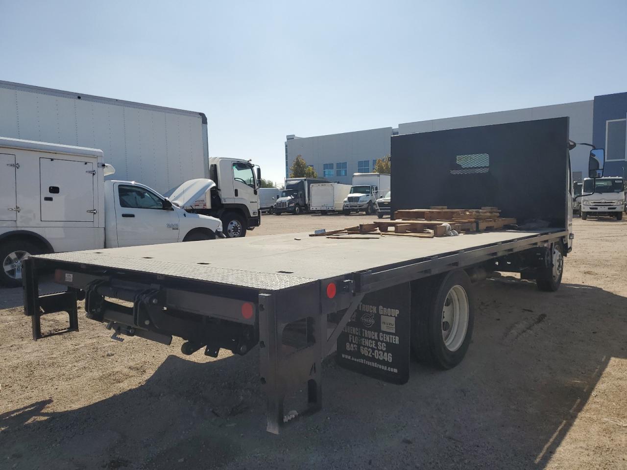 2025 Isuzu Npr Hd - Фото 3