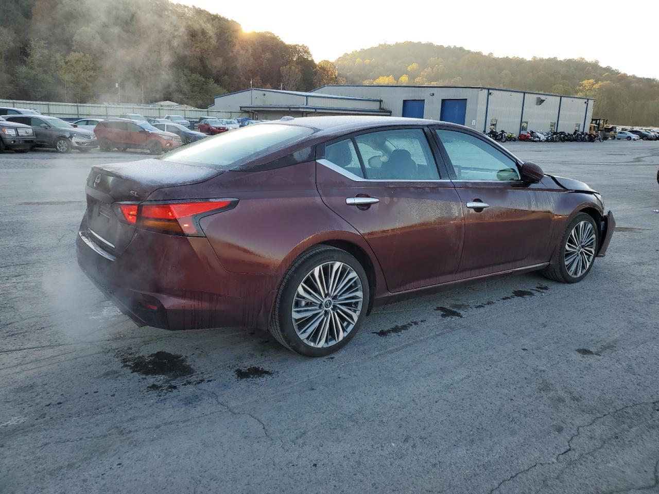 2024 Nissan Altima Sl - Image 3