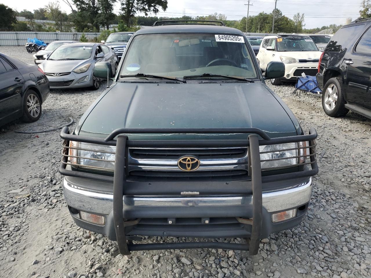 2002 Toyota 4Runner Sr5 - Image 5