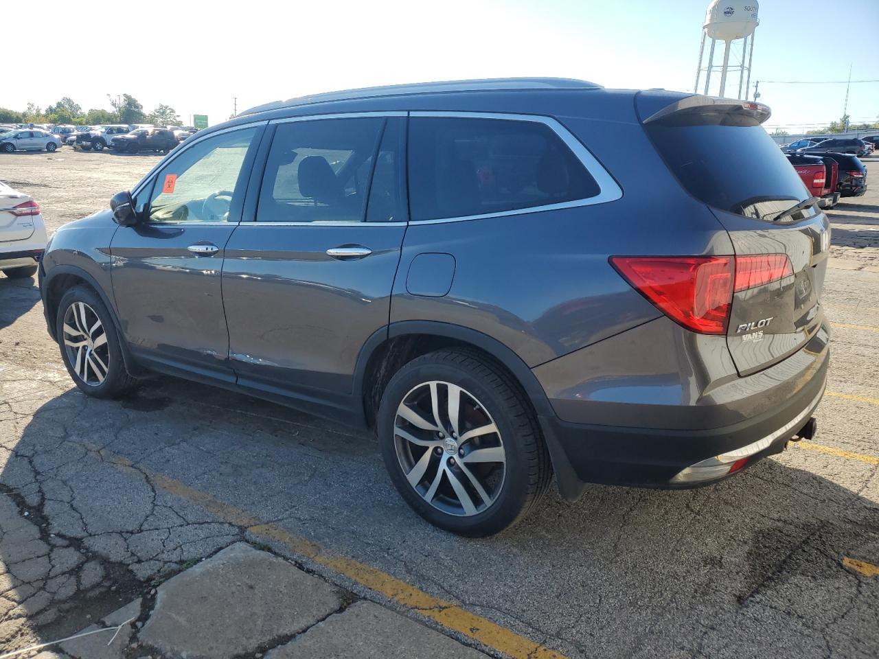 2017 Honda Pilot Touring - Фото 2