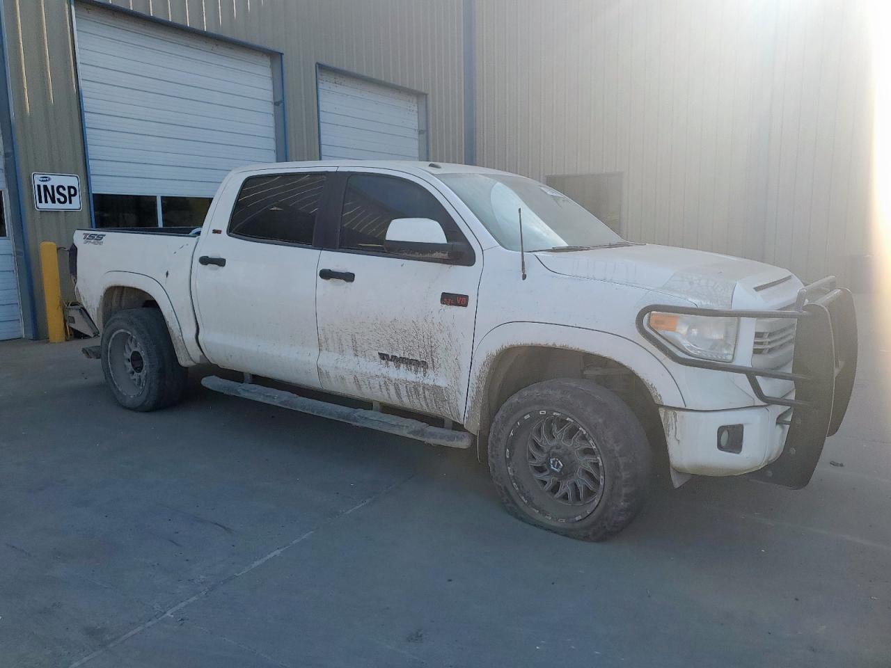 2016 Toyota Tundra Crewmax Sr5 - Image 4