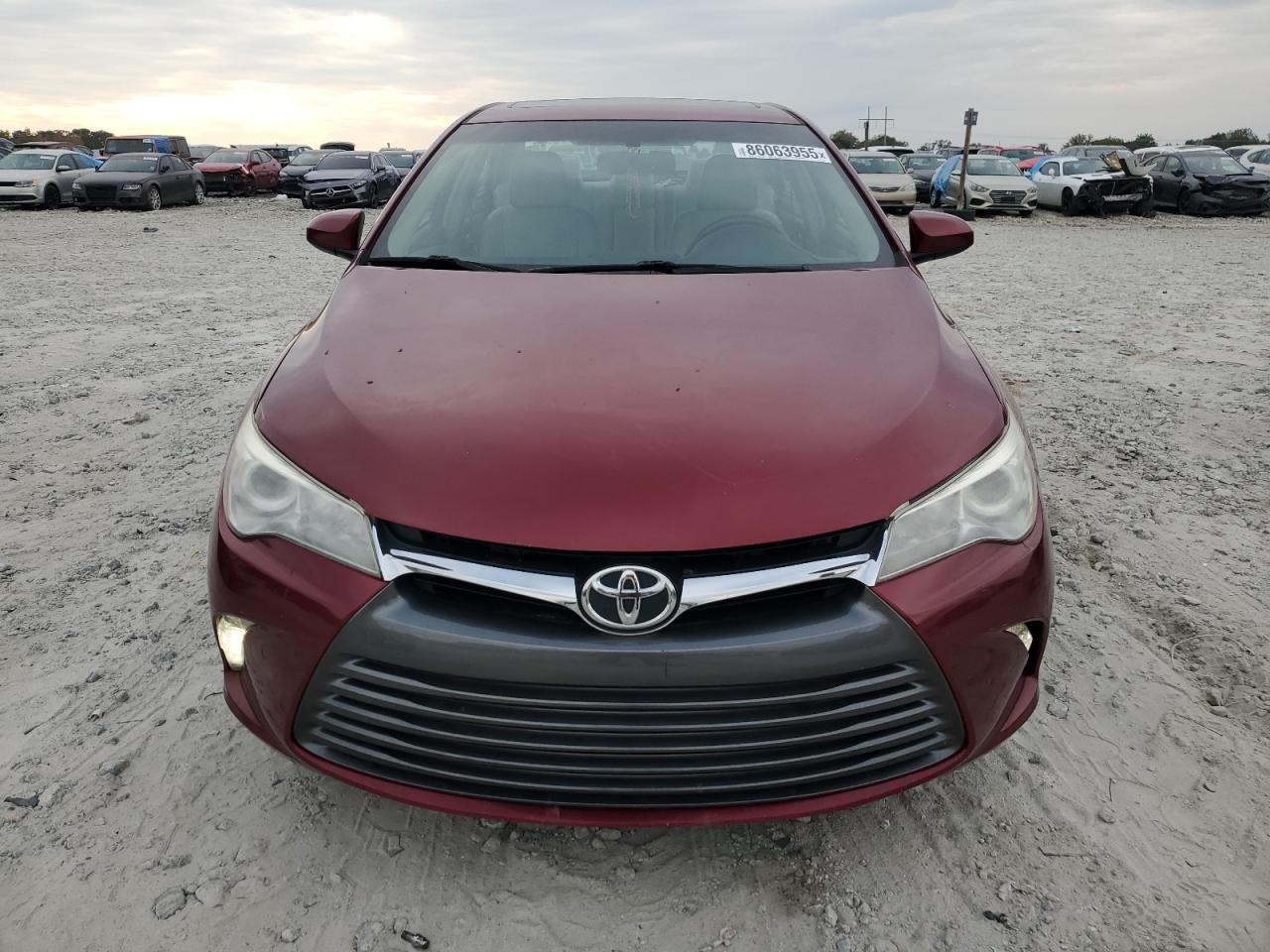 2017 Toyota Camry Le - Image 5