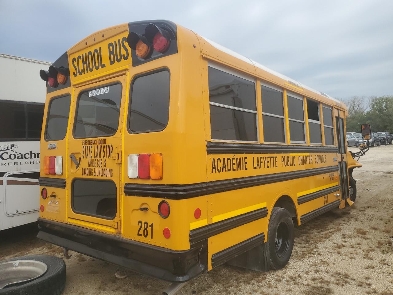 2017 Chevrolet Express G4 - Фото 4