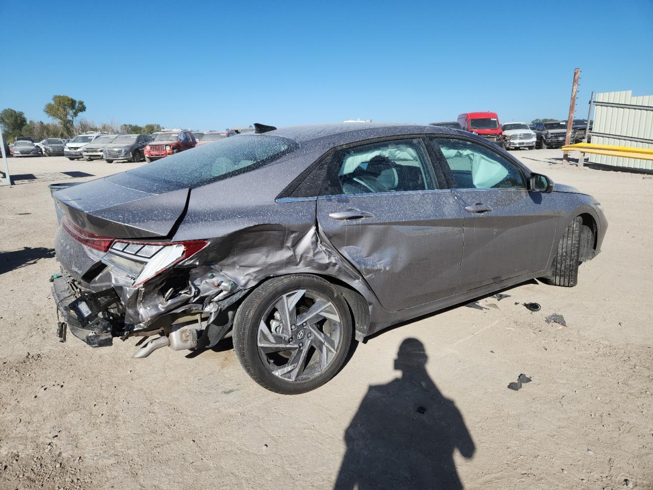 2024 Hyundai Elantra Limited - Фото 3