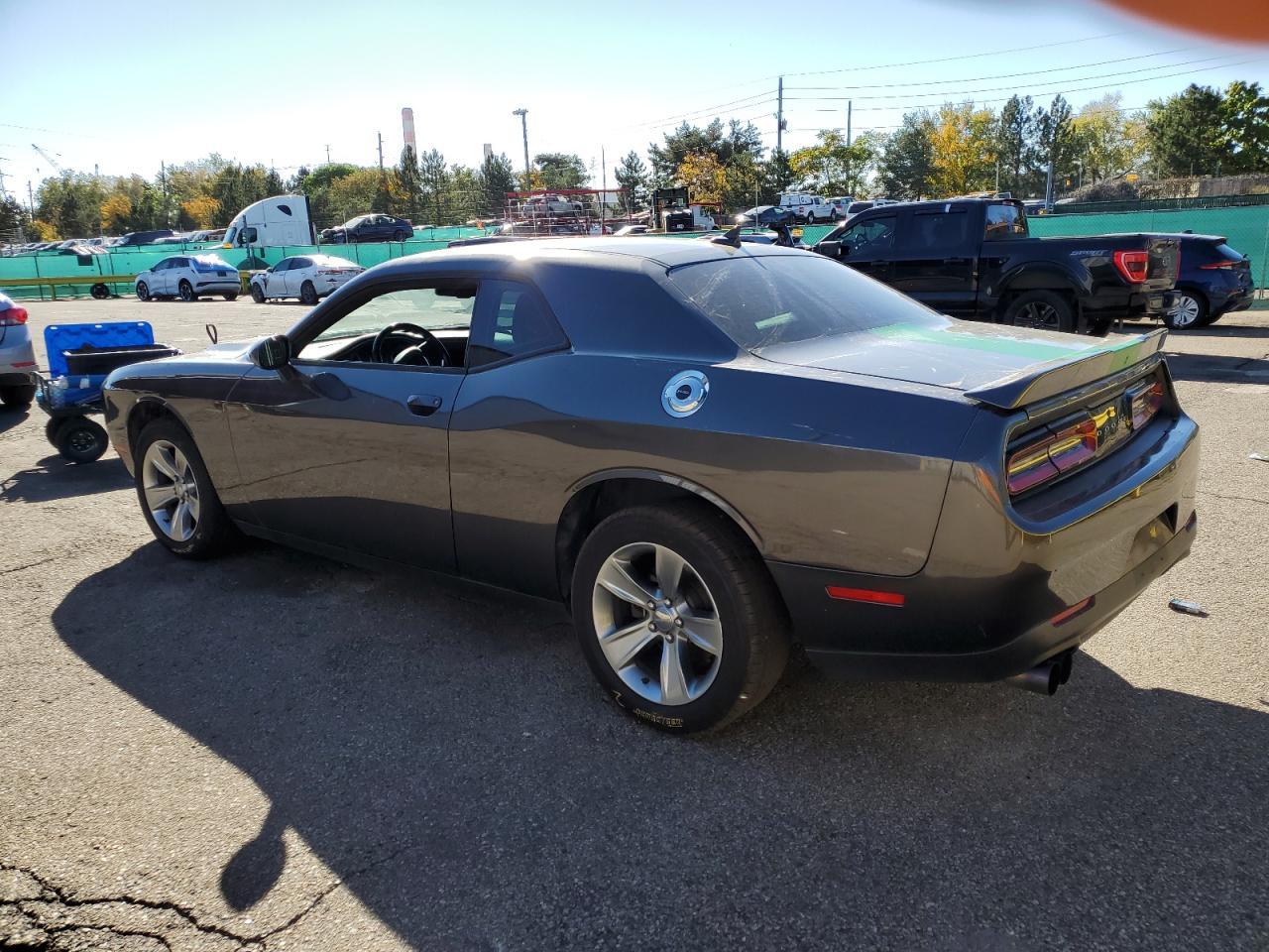 2020 Dodge Challenger Sxt - Image 2