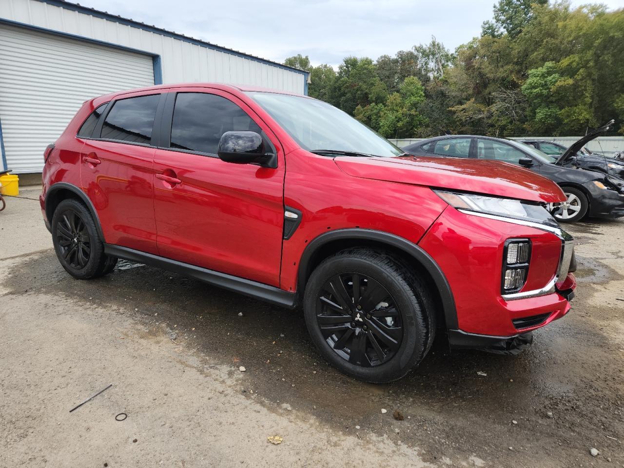 2024 Mitsubishi Outlander Sport S/Se - Фото 4