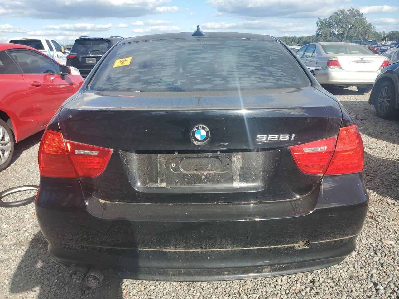 2010 BMW 328 I - Фото 6