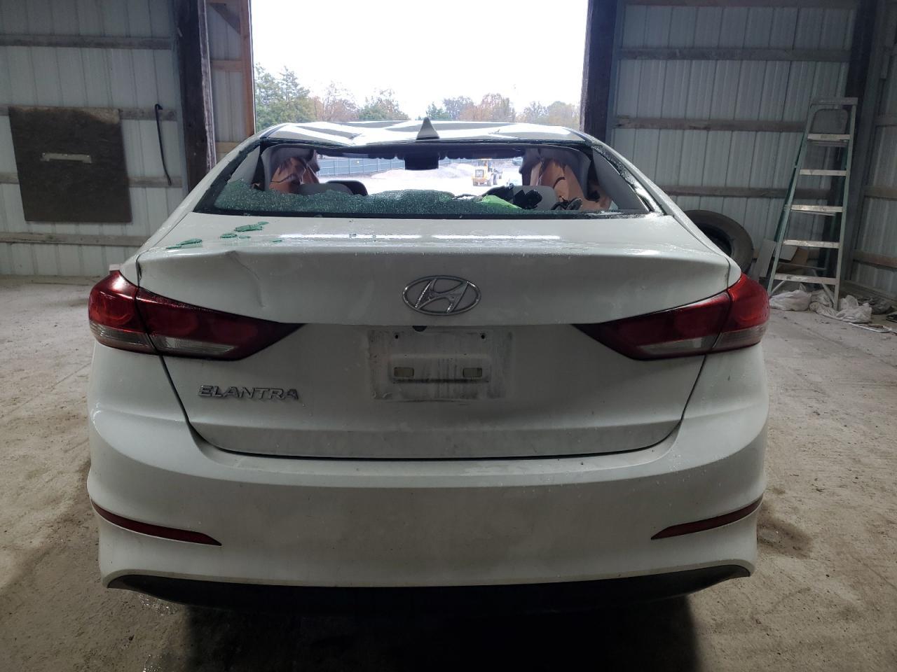 2017 Hyundai Elantra Se - Image 6