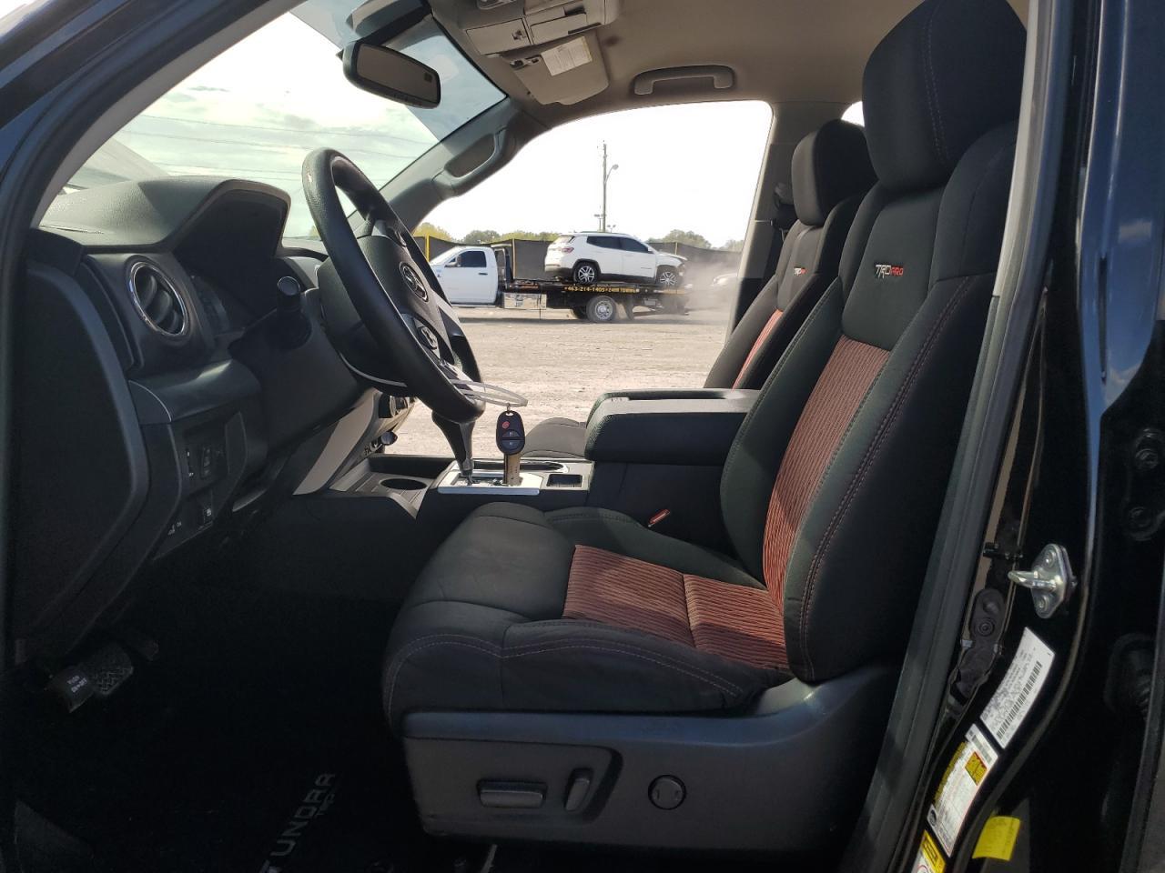 2015 Toyota Tundra Crewmax Sr5 - Image 7