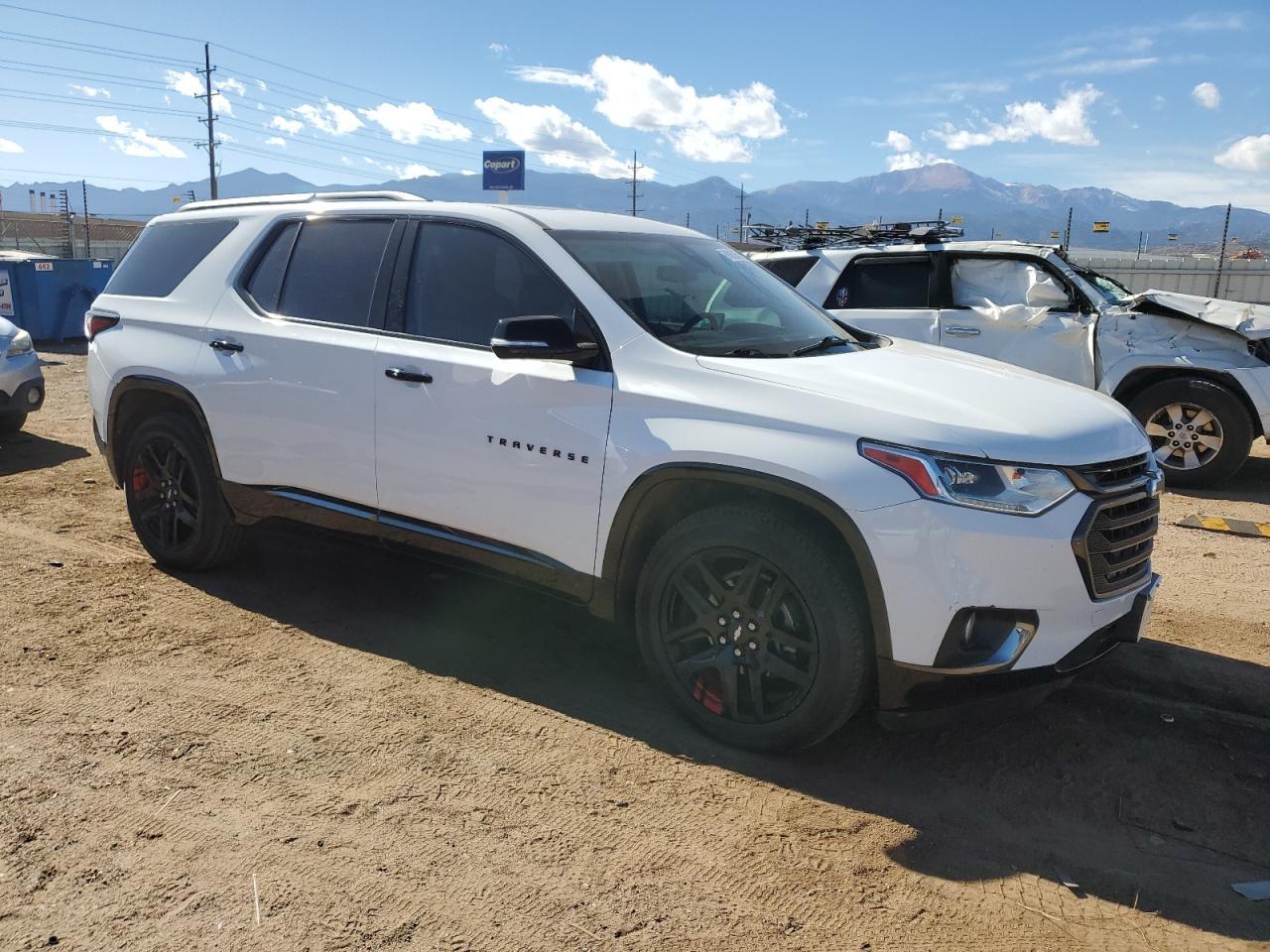 2018 Chevrolet Traverse Premier - Фото 4