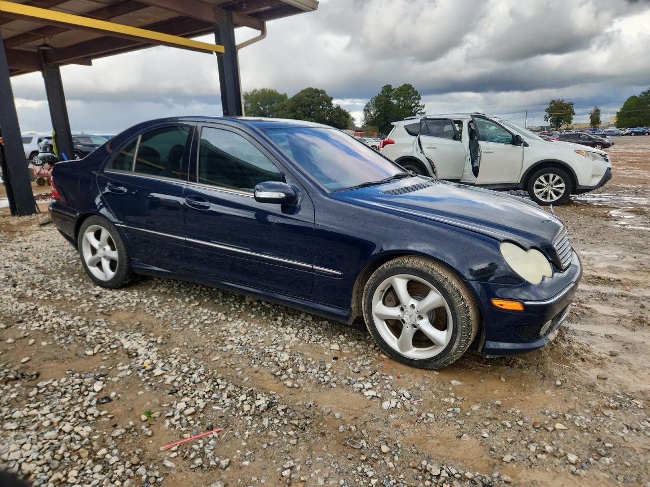 2005 Mercedes-Benz C 230K Sport Sedan - Фото 4