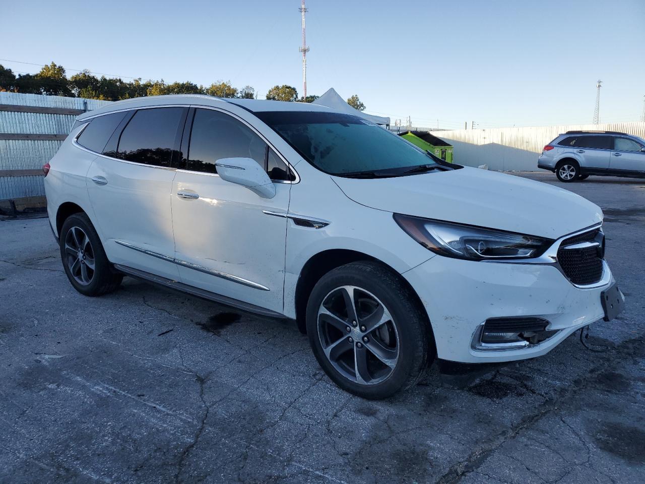 2019 Buick Enclave Essence - Image 4