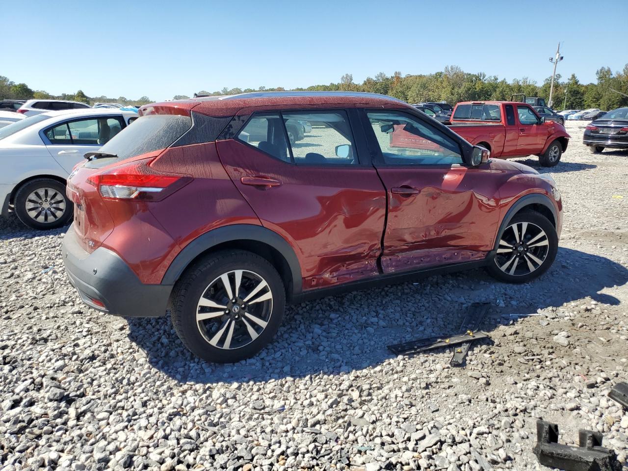 2020 Nissan Kicks Sv - Image 3