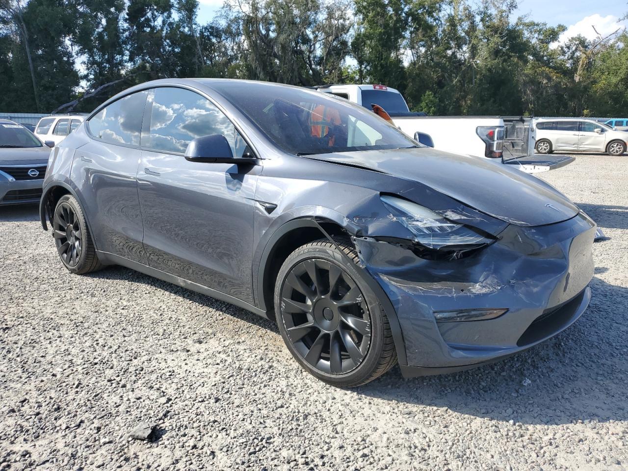 2022 Tesla Model Y - Image 4