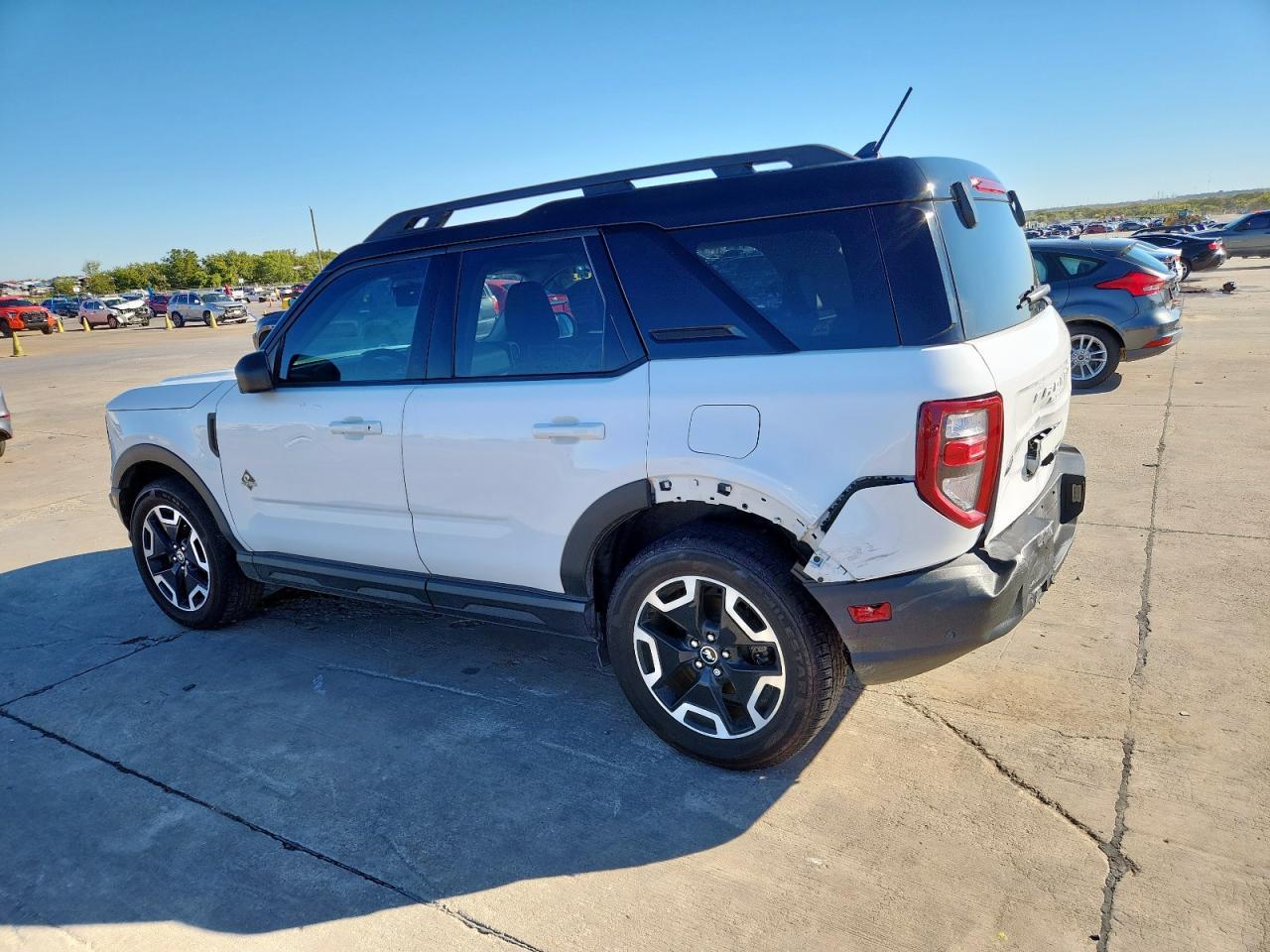 2022 Ford Bronco Sport Outer Banks - Фото 2