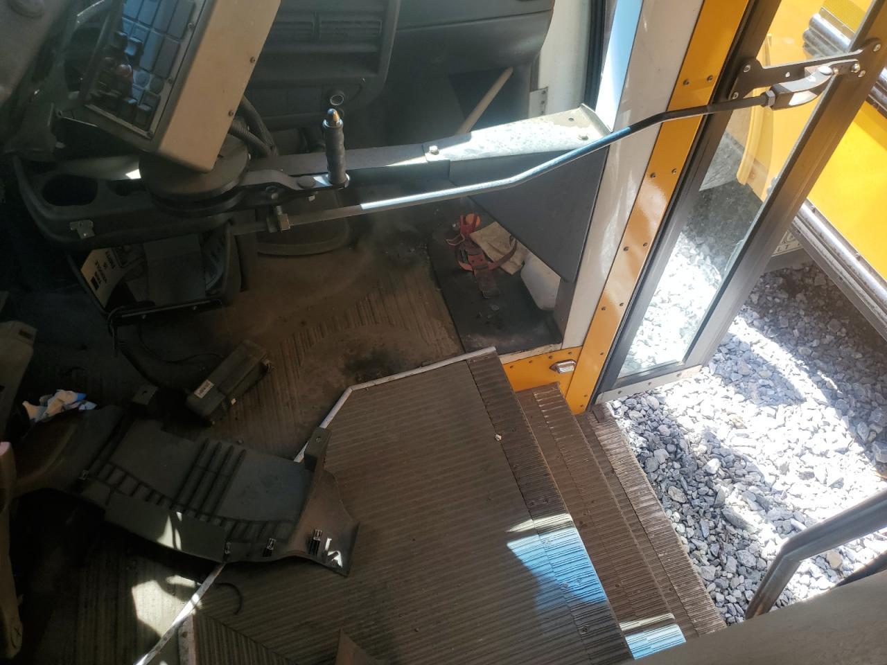 2011 Collins Bantam G3500 - School Bus - Фото 5