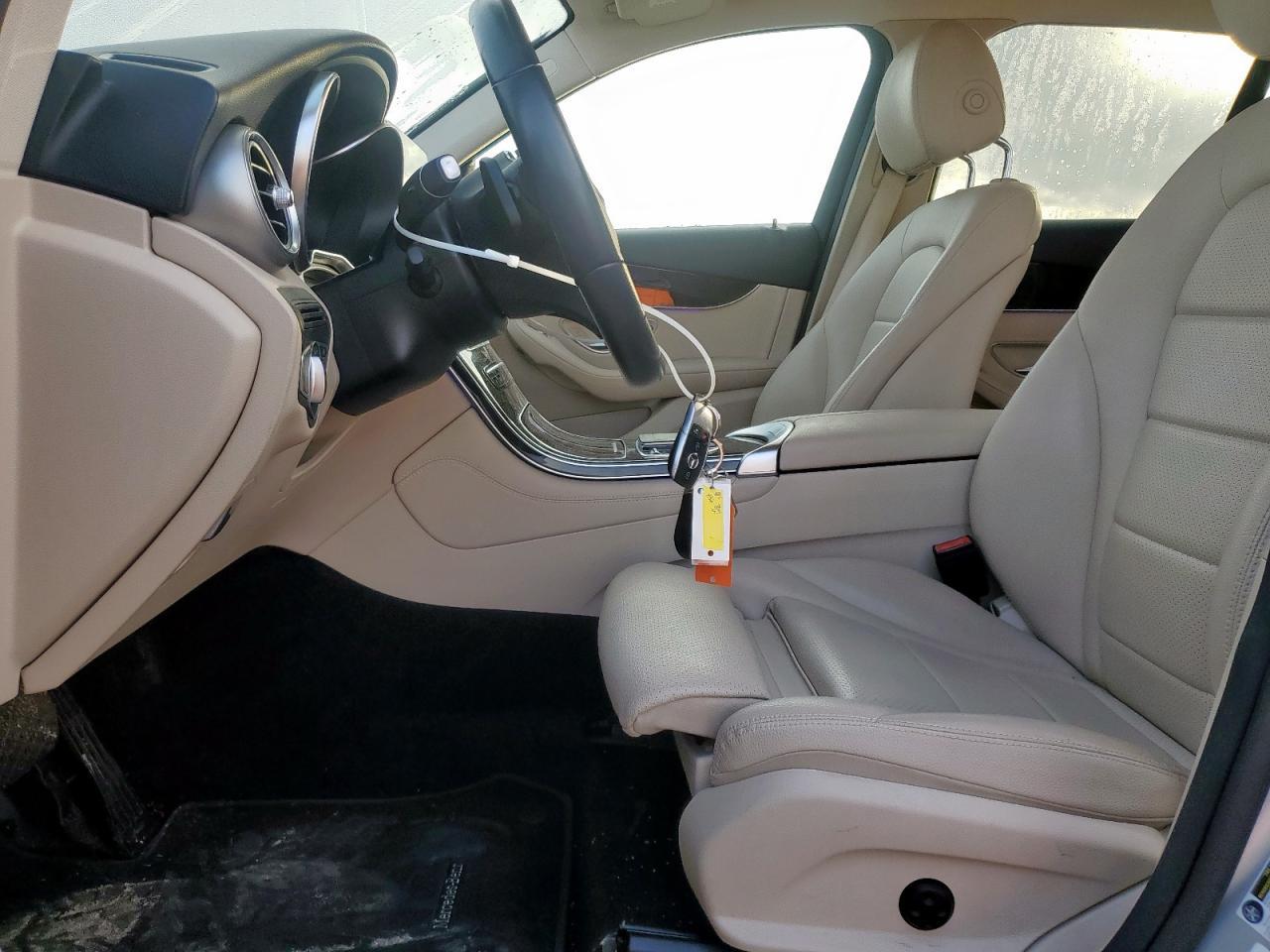 2020 Mercedes-Benz Glc 300 - Image 7